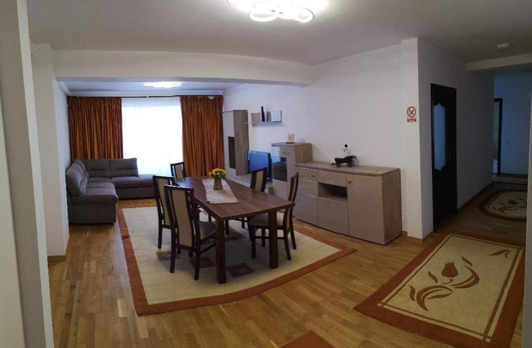 Passa Tempo Hotel Suceava Exterior foto